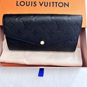 Louis Vuitton Black Sarah Wallet